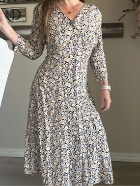 Vintage Floral V-Neck Midi Dress Jamie Brooke